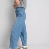Pamuklu denim, daralan düz paça Jean Pamuklu denim, daralan düz paça Jean