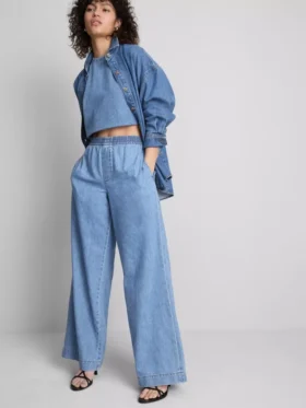Pamuklu denim geniş paça eşofman altı