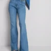 Pamuklu denim geniş paça orta bel jean Pamuklu denim geniş paça orta bel jean