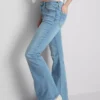 Pamuklu denim geniş paça orta bel jean Pamuklu denim geniş paça orta bel jean