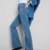 Pamuklu denim geniş paça orta bel jean Pamuklu denim geniş paça orta bel jean