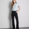 Pamuklu denim orta bel geniş paça Jean Pamuklu denim orta bel geniş paça Jean