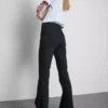 Pamuklu denim orta bel geniş paça Jean Pamuklu denim orta bel geniş paça Jean