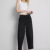 Pamuklu denim yüksek bel dar paça jean Pamuklu denim yüksek bel dar paça jean