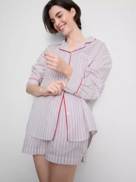 Pamuklu “Yatakta Kahvaltı” pijama gömleği Pamuklu “Yatakta Kahvaltı” pijama gömleği