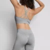 Parlak, dikişsiz spor şortlar Parlak, dikişsiz spor şortlar