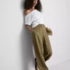 Paula Echevarría dokulu varil paça pantolon Paula Echevarría dokulu varil paça pantolon