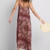 Paula Echevarría paisley desenli sütun kesim midi elbise Paula Echevarría paisley desenli sütun kesim midi elbise
