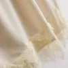 Paula Echevarría saten dantel süslemeli cami üst Paula Echevarría saten dantel süslemeli cami üst