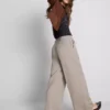 Pileli geniş paça pantolon Pileli geniş paça pantolon