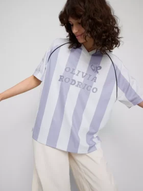 Primark sahnesi | Olivia Rodrigo çizgili futbol forması