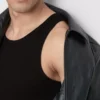 Örgü desenli kolsuz tişört Örgü desenli kolsuz tişört
