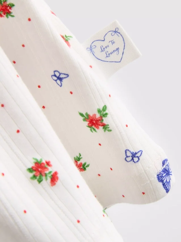 Örgü kelebek desenli pijama kaşkorse Örgü kelebek desenli pijama kaşkorse