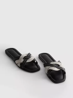 Örgülü kayışlı mules