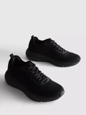 Örme bağcıklı sneakerlar