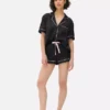 Saten erkek tarzı kısa pijama takımı Saten erkek tarzı kısa pijama takımı
