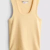 Scoopneck racerback tank top Scoopneck racerback tank top