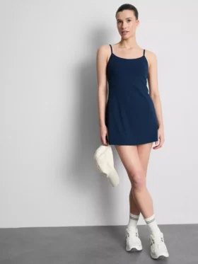 Tereyağı kadar yumuşak spor mini elbise