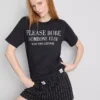“The Devil Wears Prada” sloganlı kısa pijama “The Devil Wears Prada” sloganlı kısa pijama