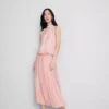 The Edit drapeli halter yaka, hava akışlı bluz The Edit drapeli halter yaka, hava akışlı bluz