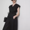 The Edit keten V yakalı sarma bluz The Edit keten V yakalı sarma bluz