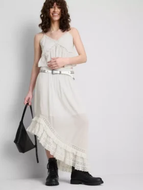 The Primark Scene | Asimetrik broderie maksi etek