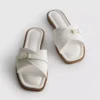 Toka detaylı mule sandaletler