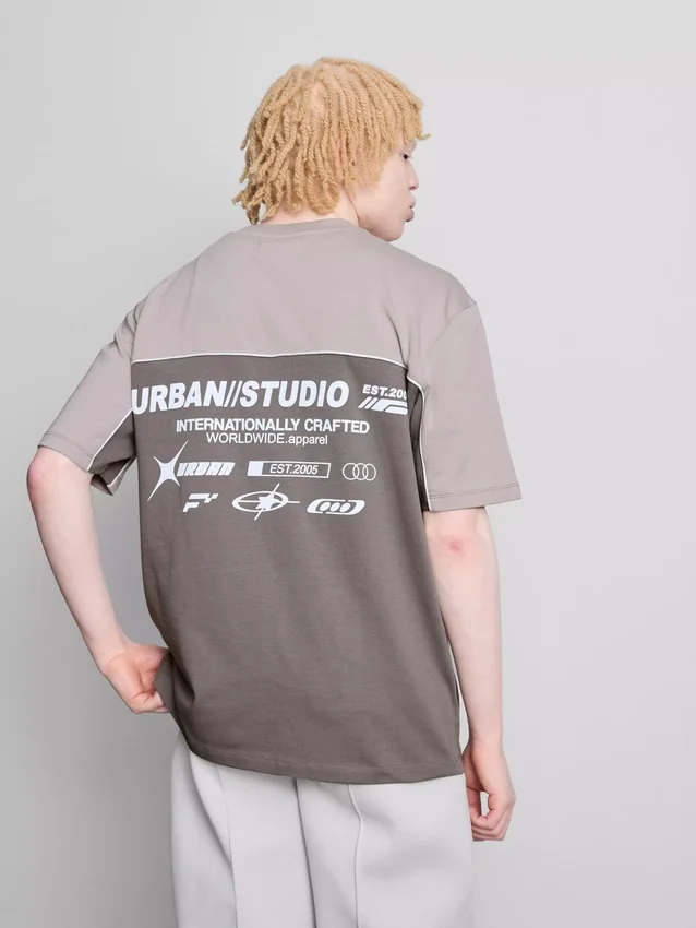 Urban Studio iki renkli tişört Urban Studio iki renkli tişört