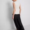 V yakalı peplum kolsuz üst V yakalı peplum kolsuz üst