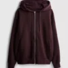 Vazgeçilmez fermuarlı kapüşonlu sweatshirt Vazgeçilmez fermuarlı kapüşonlu sweatshirt