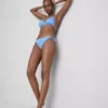 Yanları bağlamalı üçgen bikini takımı Yanları bağlamalı üçgen bikini takımı
