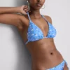 Yanları bağlamalı üçgen bikini takımı Yanları bağlamalı üçgen bikini takımı