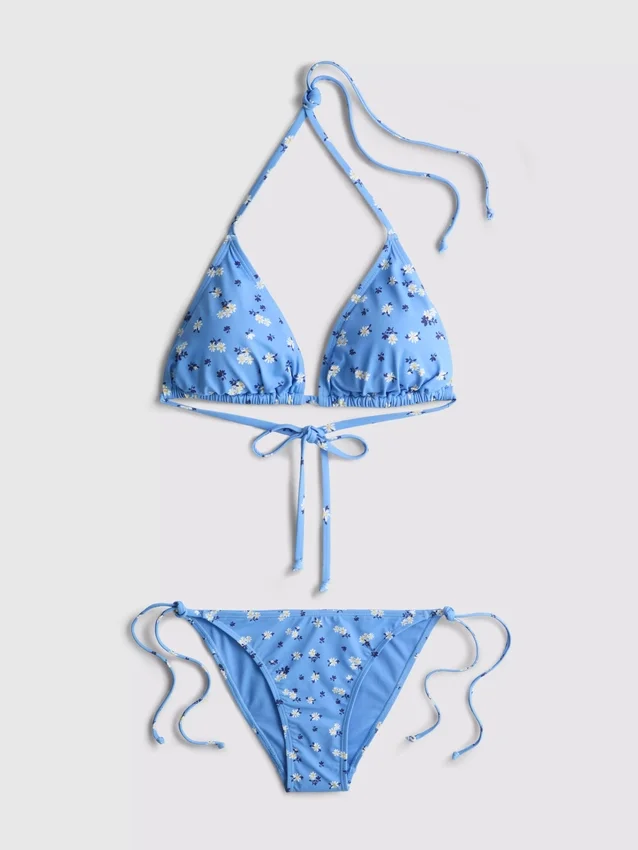 Yanları bağlamalı üçgen bikini takımı Yanları bağlamalı üçgen bikini takımı