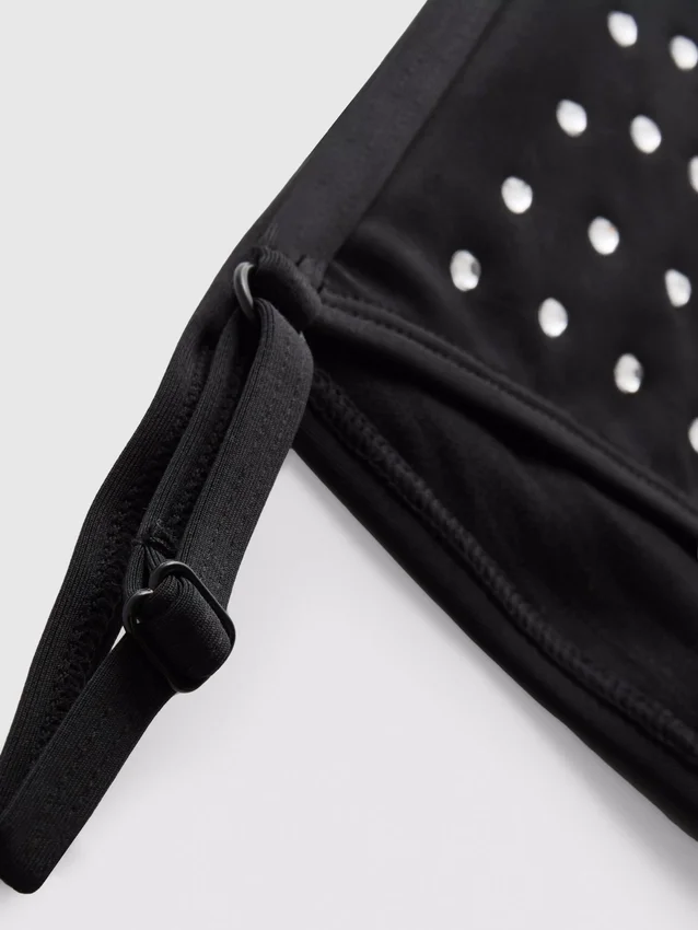 Yapay elmaslarla süslenmiş bikini alt Yapay elmaslarla süslenmiş bikini alt