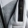 Yapıştırmalı fermuarlı kapüşonlu sweatshirt Yapıştırmalı fermuarlı kapüşonlu sweatshirt