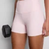 Yüksek bel kareli spor şortlar Yüksek bel kareli spor şortlar